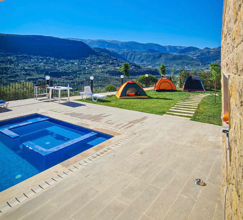 Chalet Paradise with Private Pool – Mazraat al Chouf