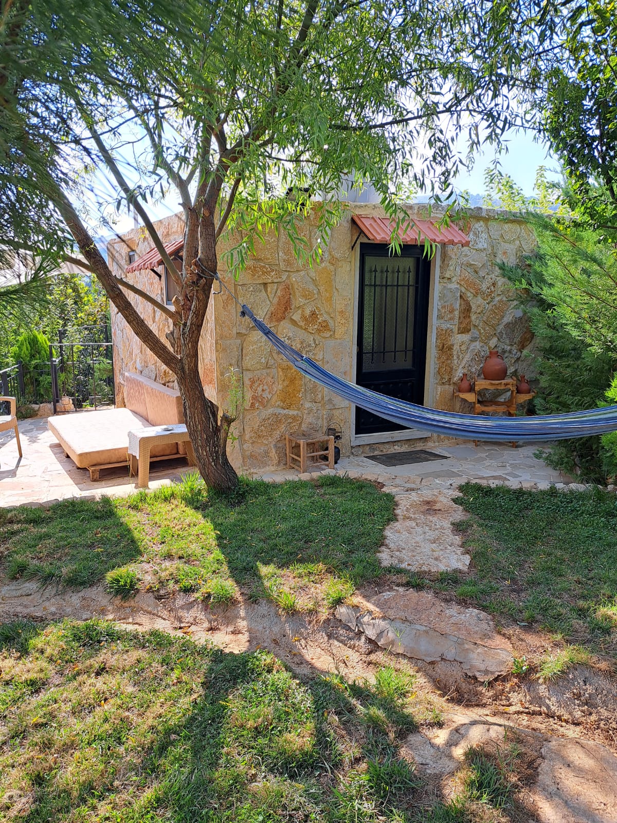 Private Eco-Friendly Studio – Barouk, Chouf