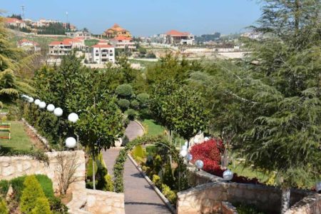 The garden of the Saydeh Al Maasoumeh