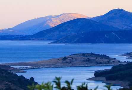 Qaraoun Lake - Kazderni