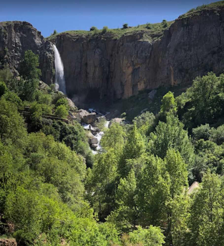 Faraya Waterfall