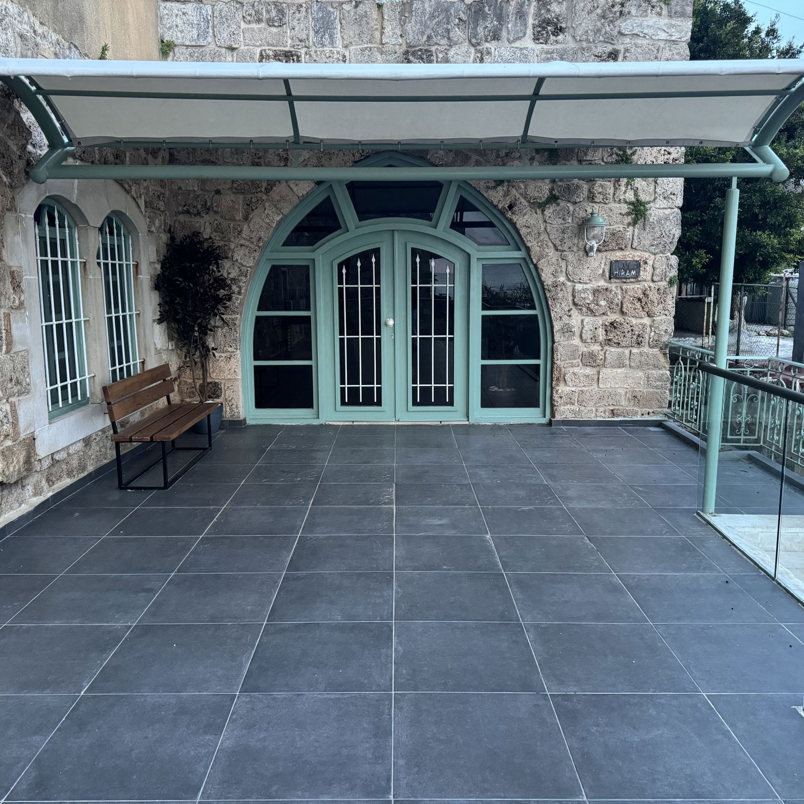 HIRAM in an Authentic Guesthouse – Byblos