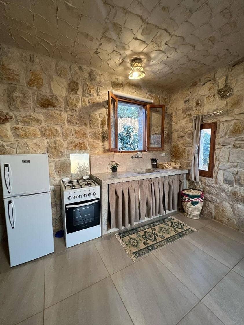 Stone Chalet with Private Pool – Chabtine, Batroun