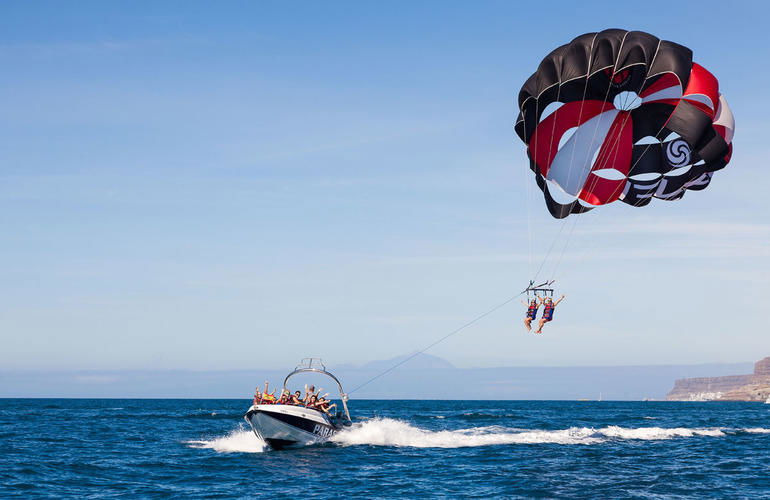 Parasailing in Jounieh