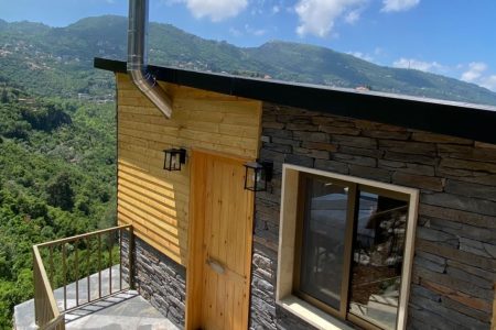 The Moon Cabin – Yahchouch, Keserwan