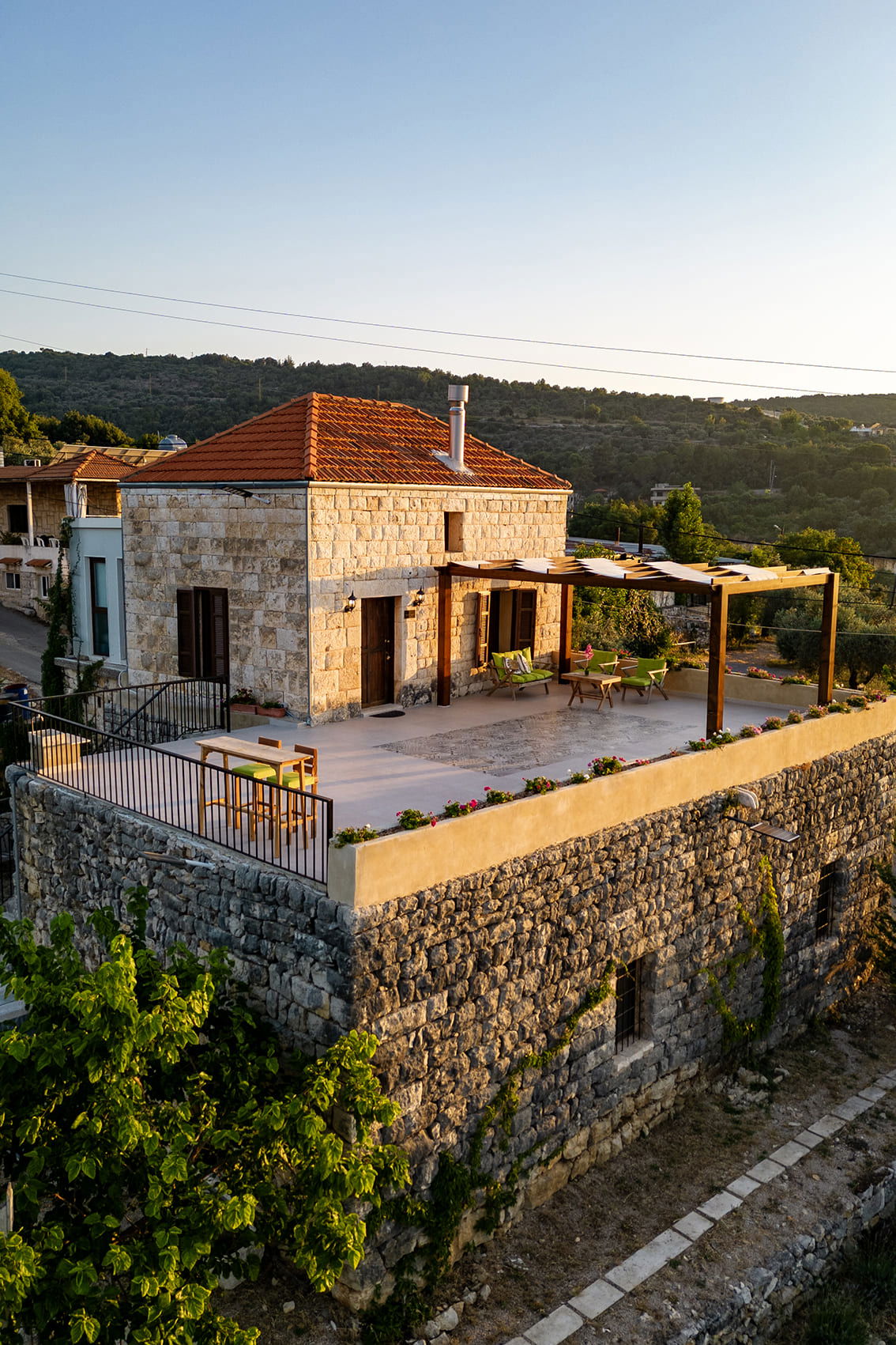 Authentic Guesthouse – Chabtine, Batroun