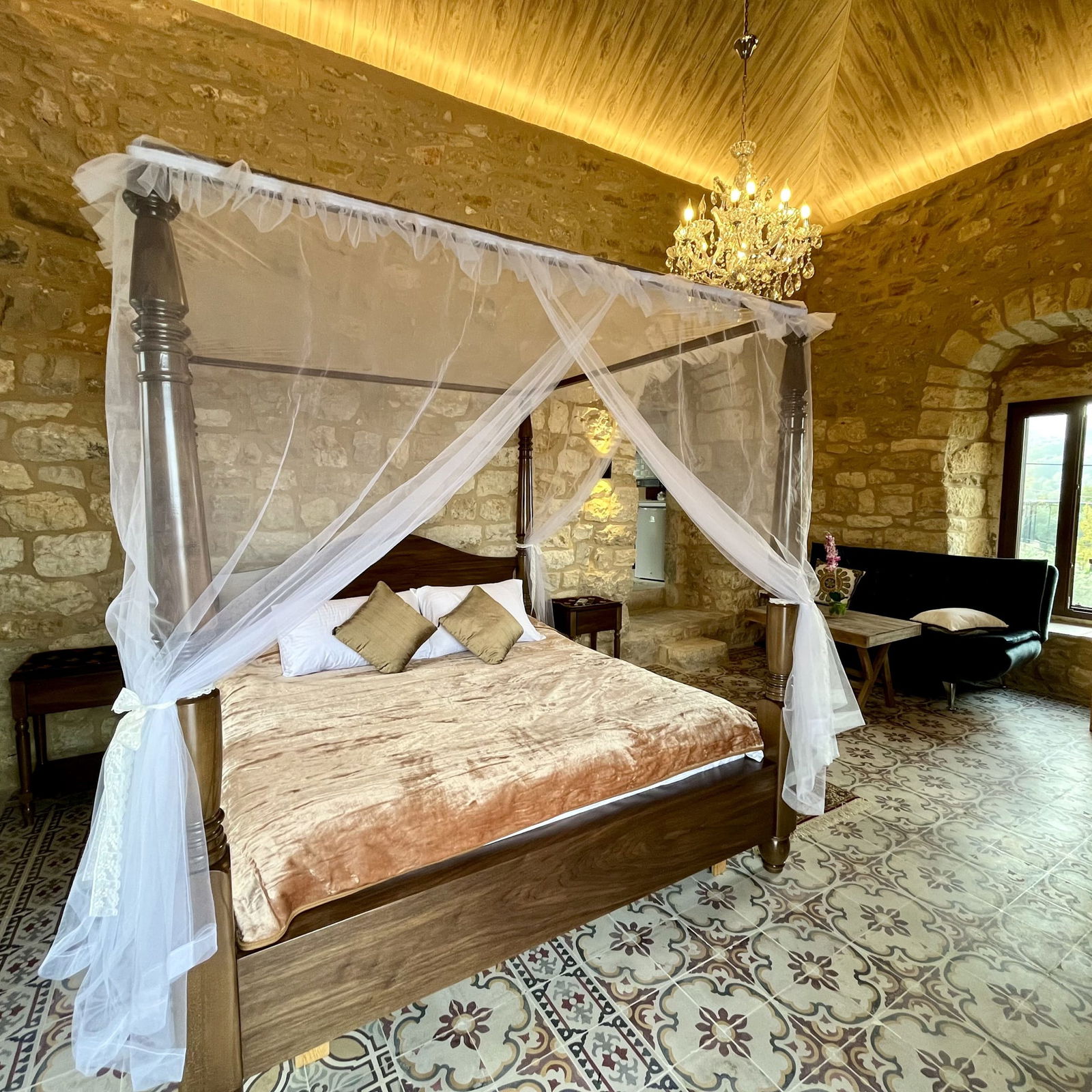 Authentic Guesthouse – Chabtine, Batroun