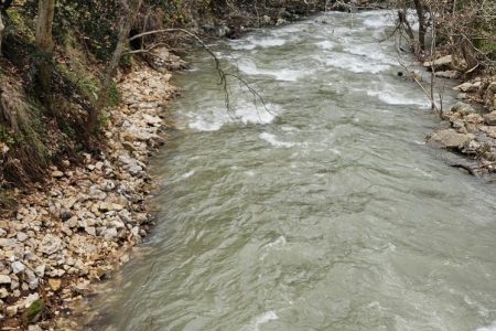 Peaceful River View in Yahchouch