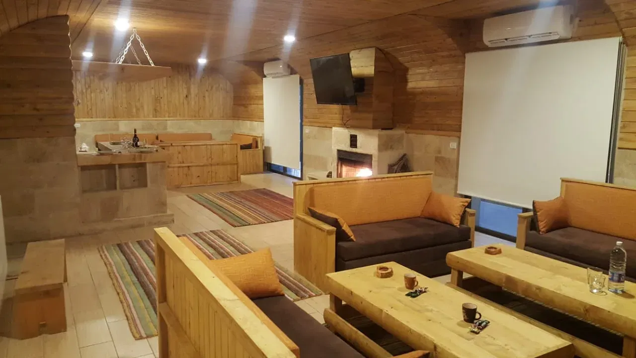 Four Bedrooms Cave in a Resort – Faraya, Keserwan